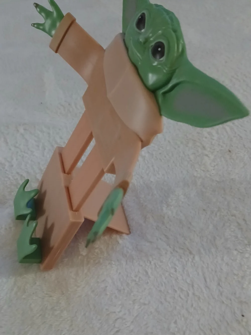 Star Wars YODA The Baby Mandalorian Free Standing PHONE HOLDER